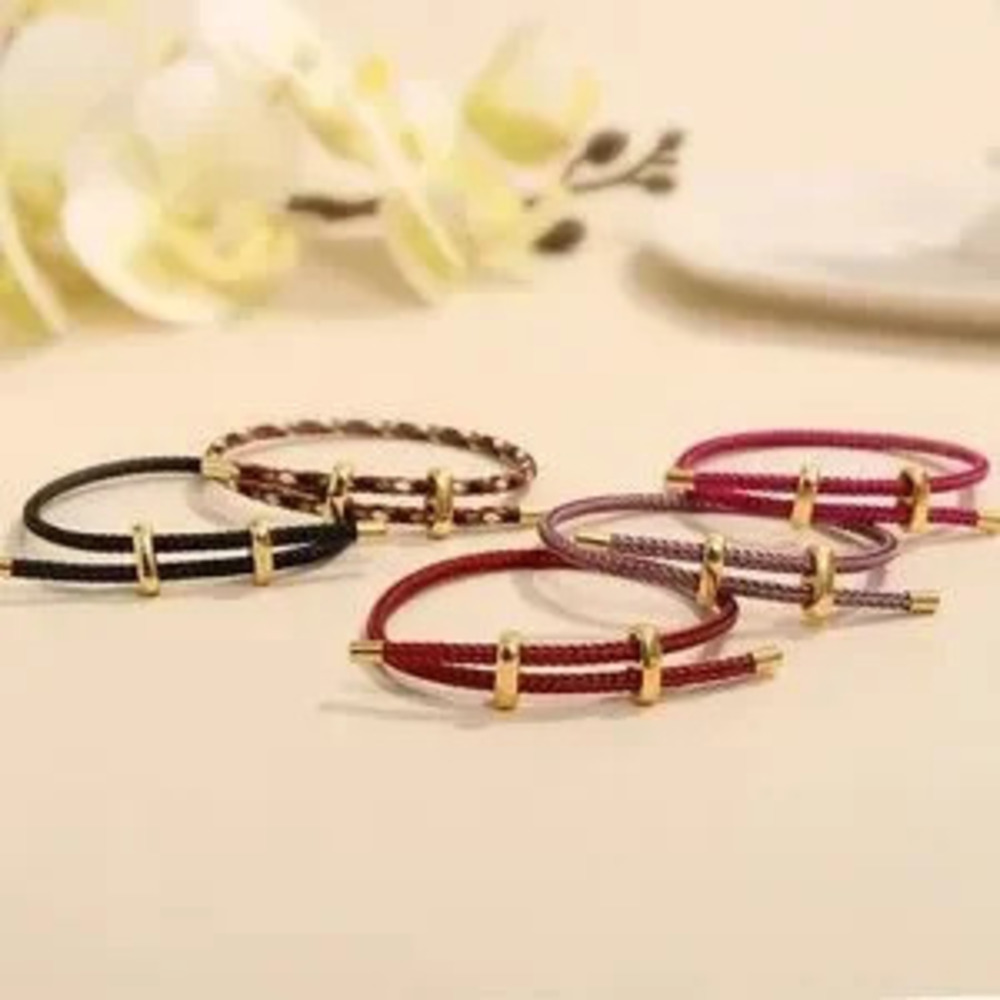 Trendy Red Thread String Bracelet - Picture 3 of 4